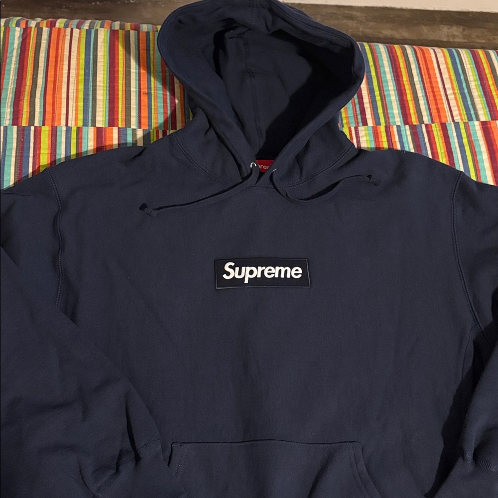 Crazy deal Supreme Navy Hoodie size, extra large brand new with tags - Picture 3 of 16
